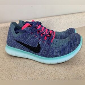 Nike Free RN Flyknit - sz 7.5